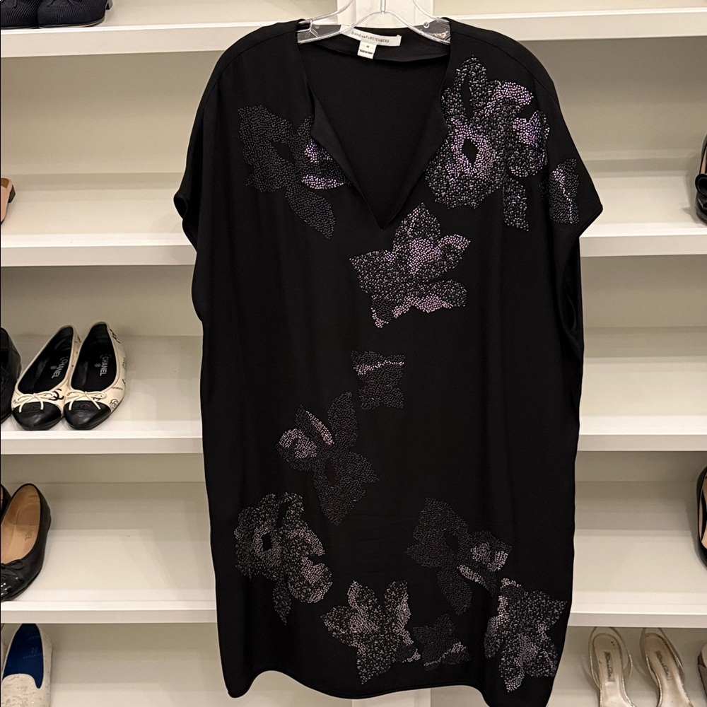 Diane Von Furstenberg Black V-Neck Shift Dress with Sparkling Floral Detail